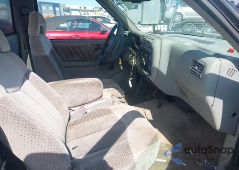 1996 GMC Sonoma z USA, uszkodzony, nr VIN 1GTCS14X7T8505527